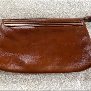 Rare! Vintage 1970s era leather Letisse clutch!